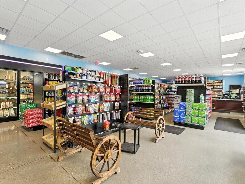 More Photos Of 1441 N 26th St, Sheboygan Service Station For Sale