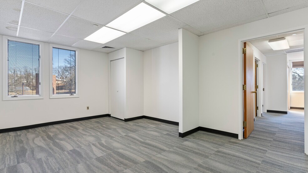More Photos Of 10903 Indian Head Hwy, Fort Washington Office For Lease