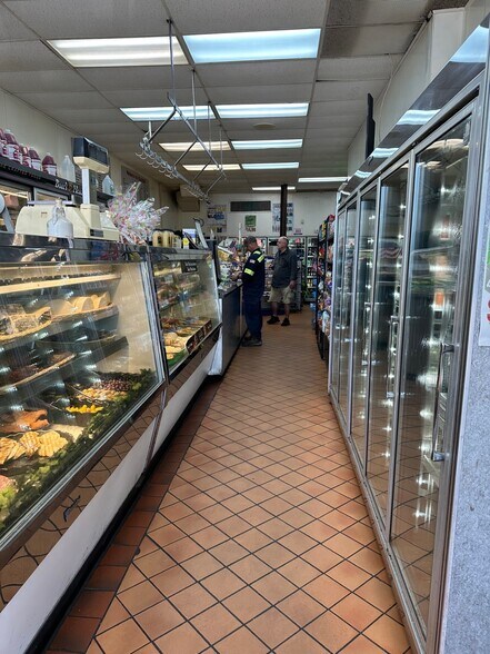 More Photos Of 459-485 Tuckahoe Rd, Yonkers Freestanding For Lease