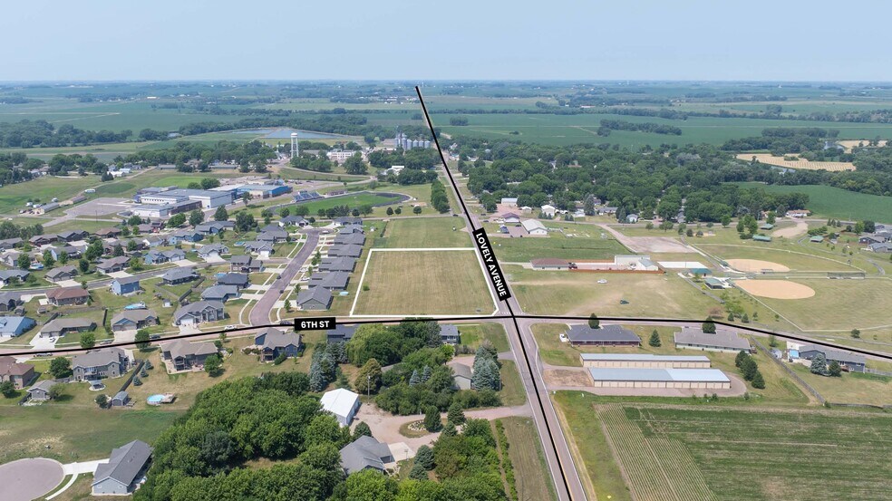 More Photos Of 400 S 6th St, Baltic Land For Sale