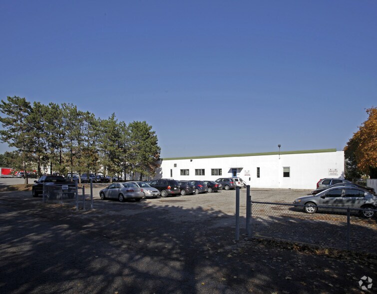 Primary Photo Of 201 Speers Rd, Oakville Warehouse For Lease