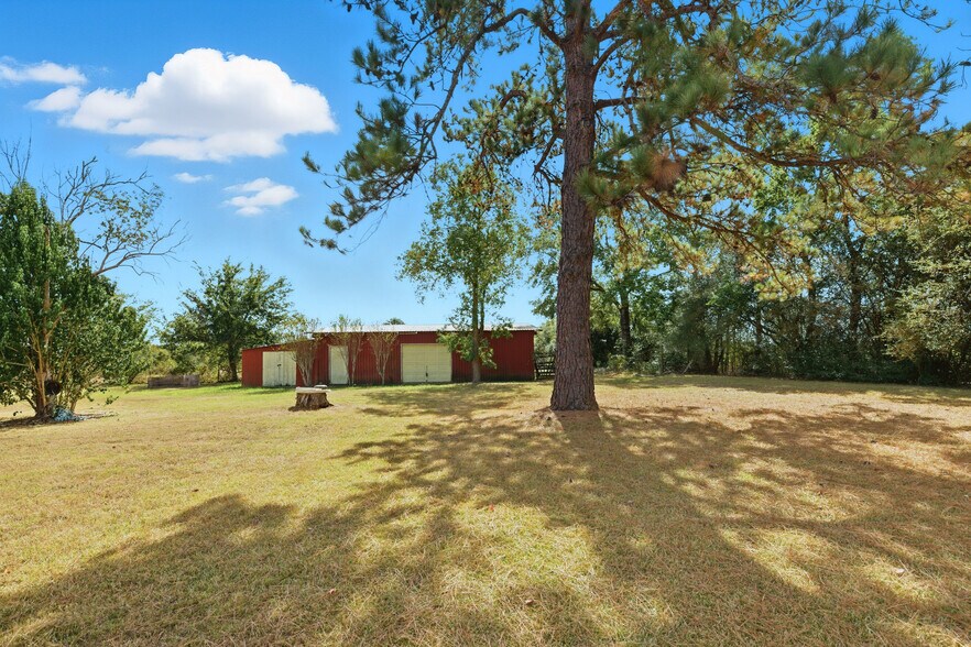 More Photos Of 29211 Castle Rd, Waller Specialty For Sale