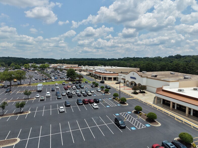 More Photos Of 2100 Riverside Pky, Lawrenceville Unknown For Lease