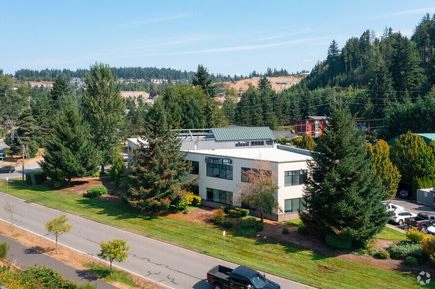 More Photos Of 165 Ne Juniper St, Issaquah Office For Lease