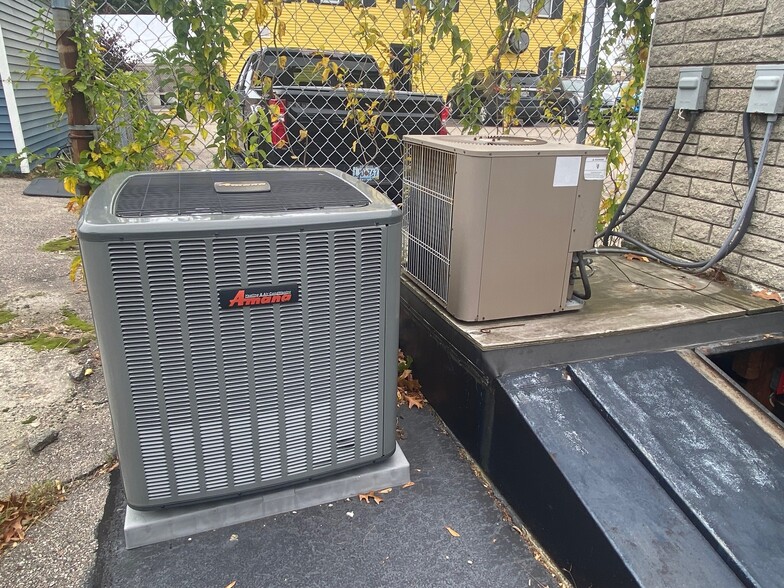 More Photos Of 1923 Post Rd, Warwick Medical For Sale