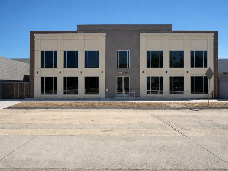 Primary Photo Of 2623 N San Fernando Rd, Los Angeles Warehouse For Lease