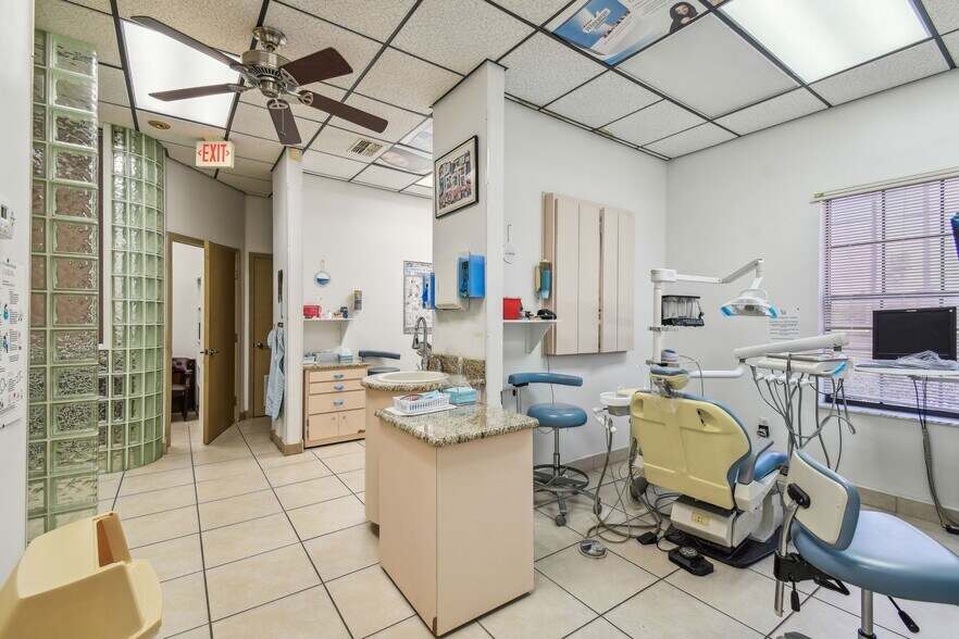 More Photos Of 6331 State Road 54, New Port Richey Office For Lease