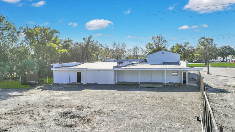 More Photos Of 4662 Rivers Ave, North Charleston Freestanding For Lease