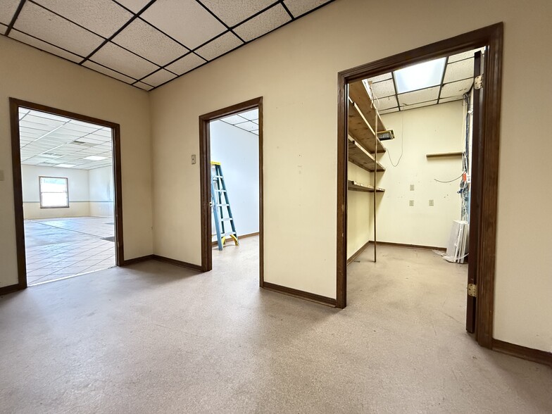 More Photos Of 803 Beverly Pky, Pensacola Parking Lot For Sale