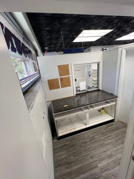 More Photos Of 2506-2510 SE 17th St, Ocala Office For Lease