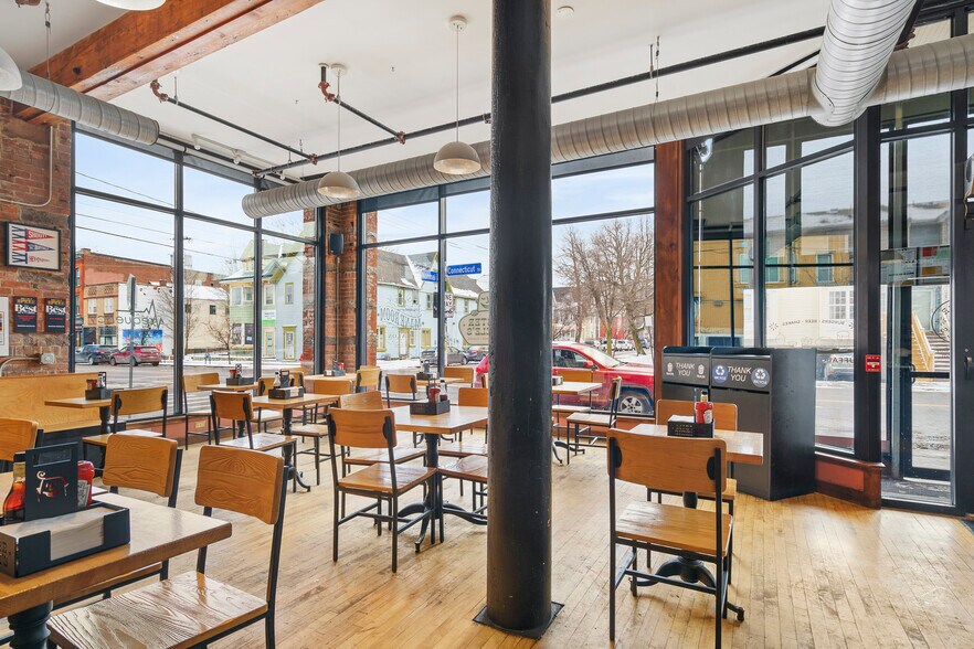 More Photos Of 346 Connecticut St, Buffalo Apartments For Lease