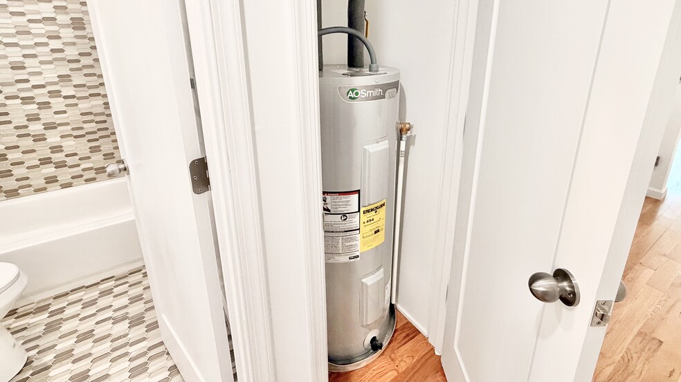 More Photos Of 5352 Cedar Ave, Philadelphia Apartments For Sale