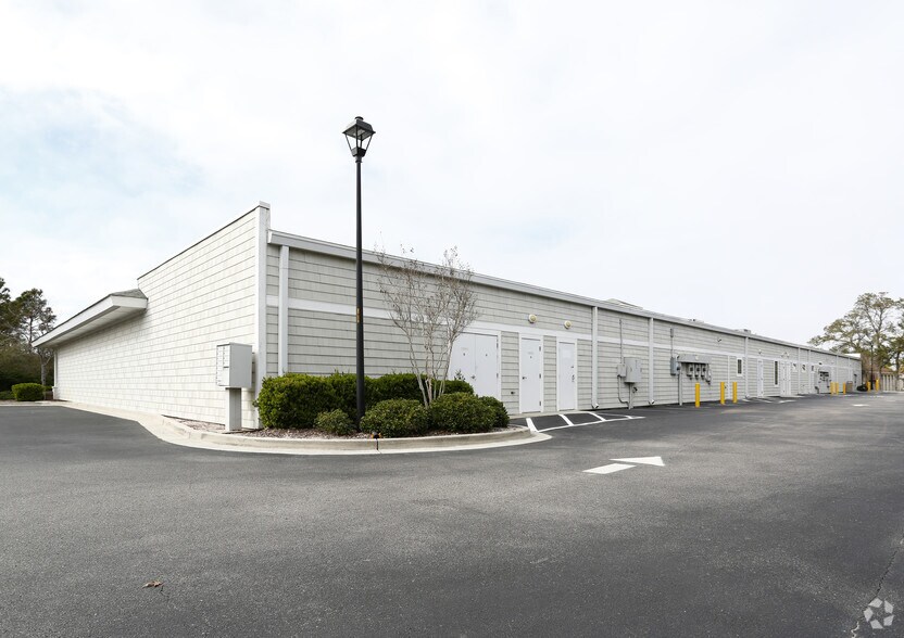 More Photos Of 1328 N Lake Park Blvd, Carolina Beach Medical For Lease