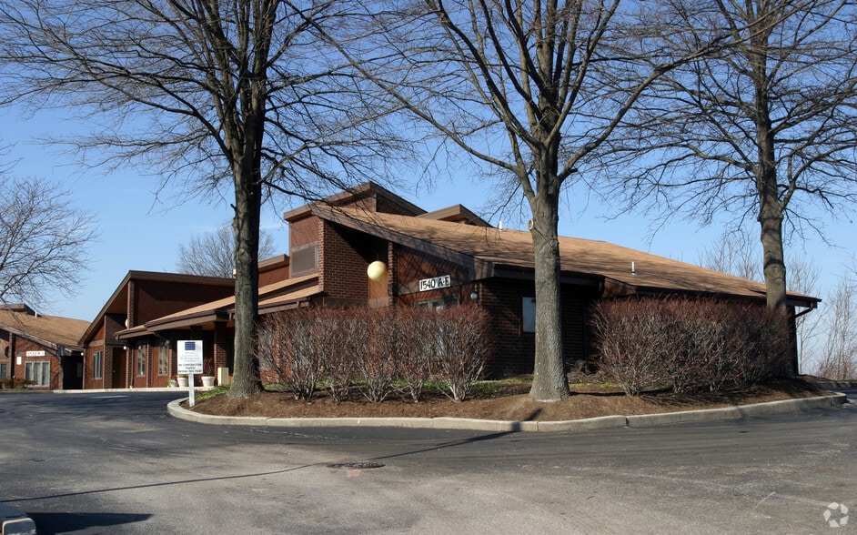 More Photos Of 1540 Pointer Ridge Pl, Bowie Office For Sale