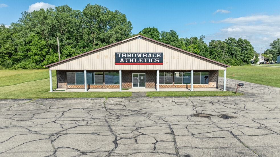 More Photos Of 920 S Rangeline Rd, Anderson Flex For Sale