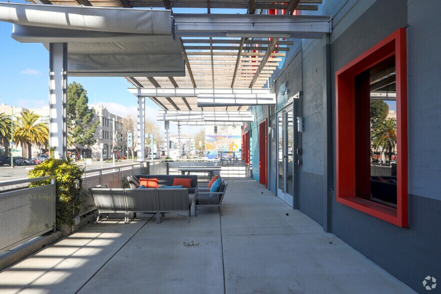 More Photos Of 100 Webster St, Oakland Office For Lease