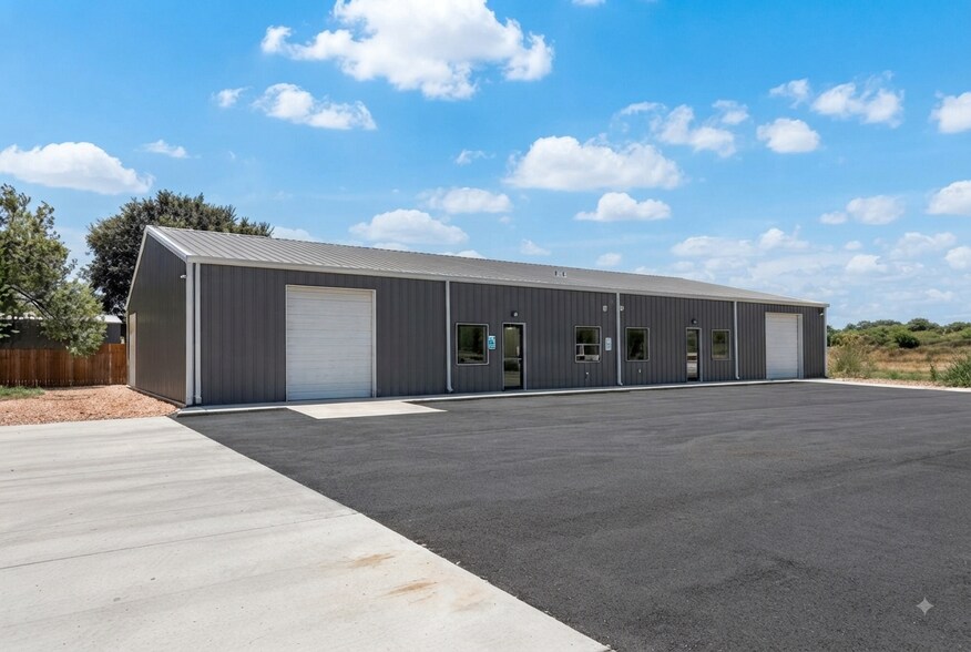 Primary Photo Of 2022 Pinn Rd, San Antonio Light Distribution For Sale