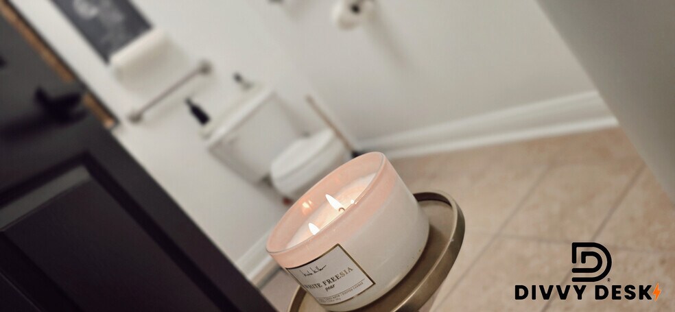 More Photos Of 139 W Ellis Rd, Griffin Loft Creative Space For Lease