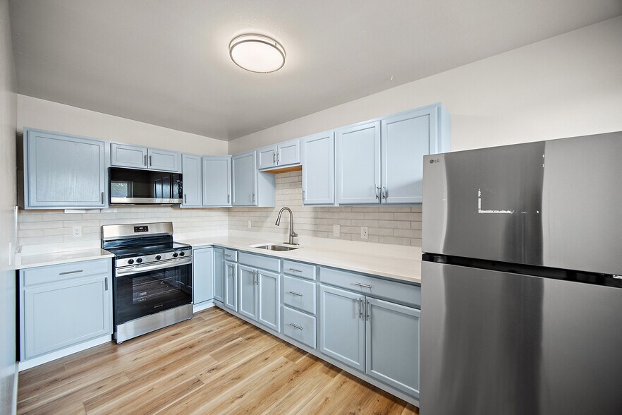 More Photos Of 3551 Baltimore Ave, Pueblo Apartments For Sale