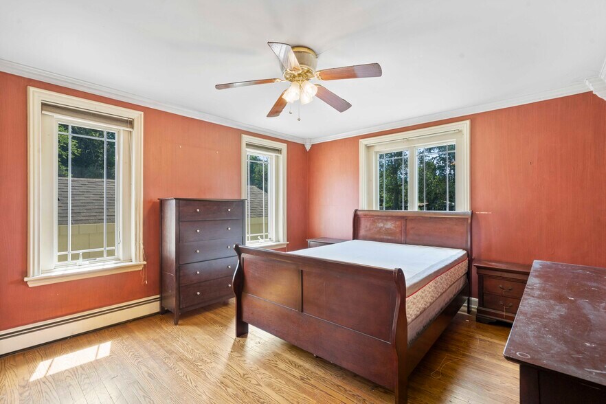 More Photos Of 490 Rt 46 Rd, Belvidere Light Distribution For Sale