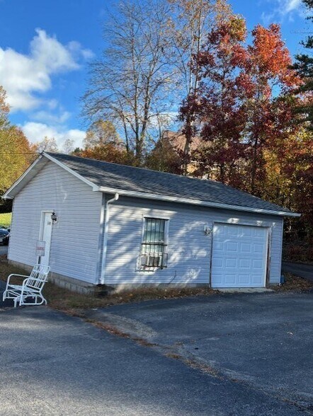 More Photos Of 796 Piney Forest Rd, Danville Flex For Sale