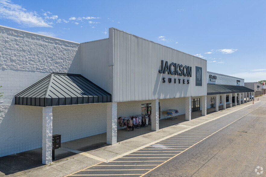 More Photos Of 2310-2318 Highway 45, Columbus Unknown For Lease