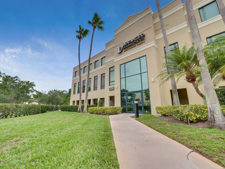 More Photos Of 3755 7th Ter, Vero Beach Medical For Lease