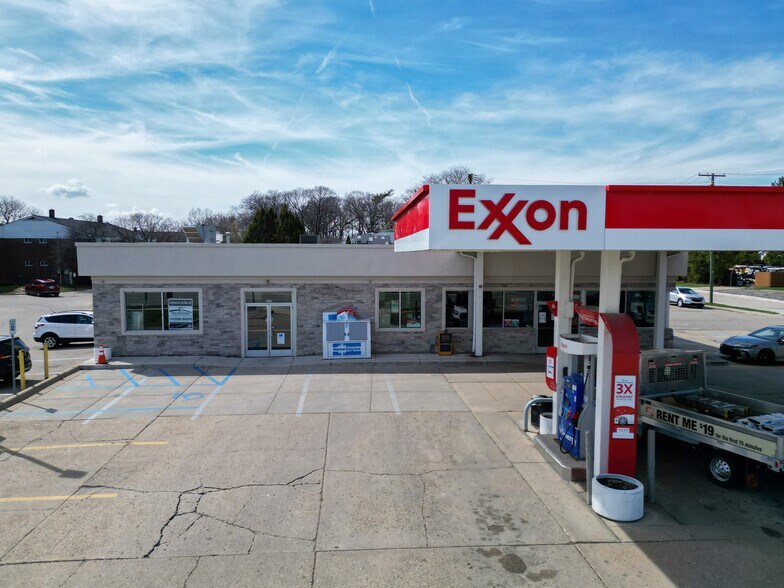 More Photos Of 31555 Mound Rd, Warren Coworking Space