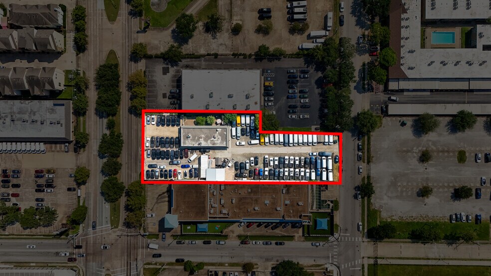More Photos Of 6375 Richmond Ave, Houston Auto Dealership For Lease