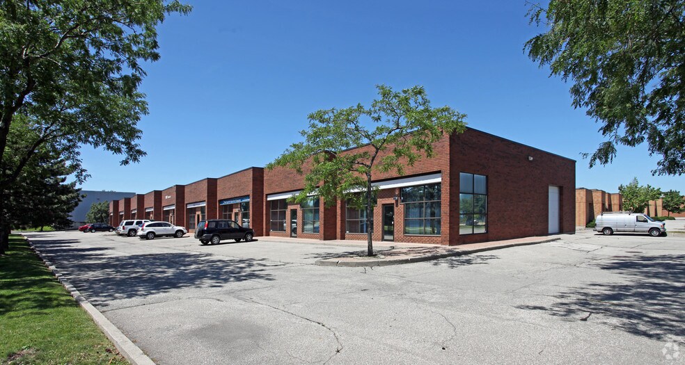 More Photos Of 6110 Ordan Dr, Mississauga Light Distribution For Lease