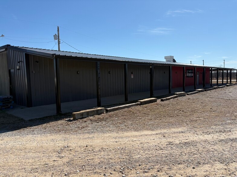 More Photos Of 1704 E Hwy 70, Kingston Bar For Sale