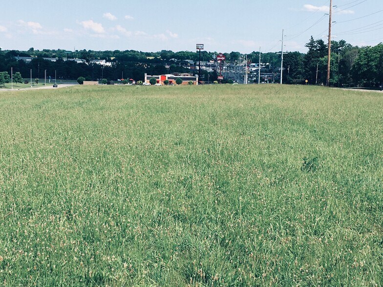 More Photos Of 395 Croxton Way, Winchester Land For Sale