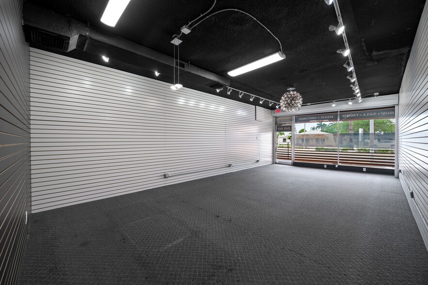 More Photos Of 6630 Gulf Blvd, St Pete Beach Storefront Retail Office For Sale