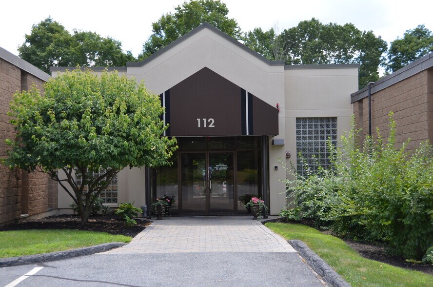 Primary Photo Of 112 Main St, Northborough Medical For Sale