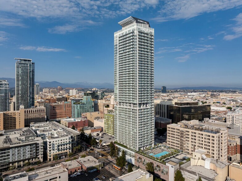 Primary Photo Of 230 W Olympic Blvd, Los Angeles Apartments For Lease