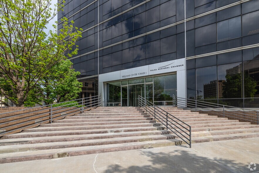 More Photos Of 1 W 3rd St, Tulsa Unknown For Lease
