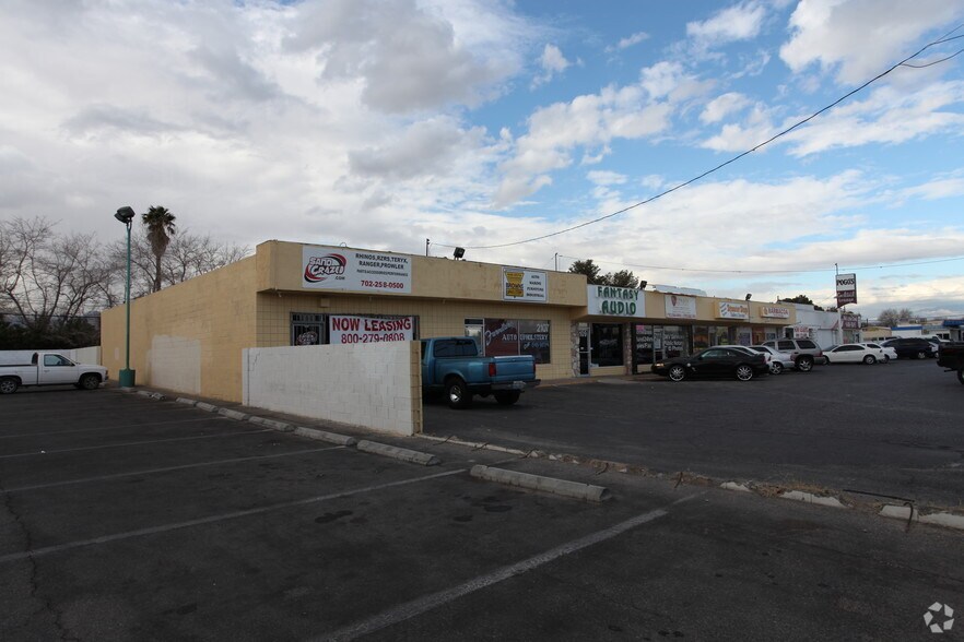 More Photos Of 2103-2121 N Decatur Blvd, Las Vegas Unknown For Lease