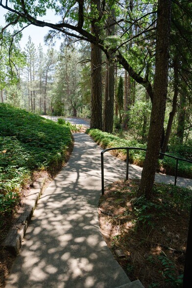 More Photos Of 1801 Cardinal Dr, Placerville Apartments For Sale