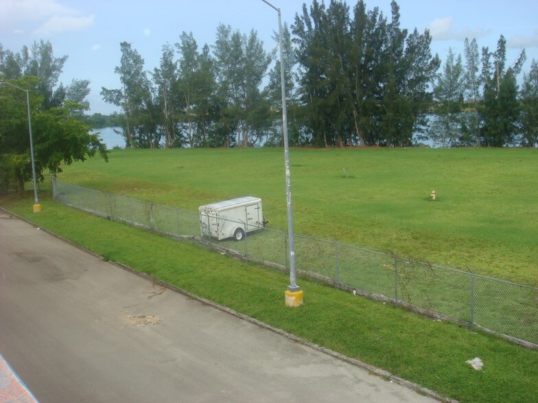 More Photos Of 27455 S Dixie Hwy, Homestead Land For Lease