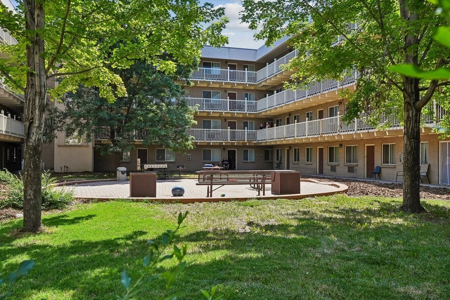 More Photos Of 7655 W 67th Ave, Arvada Apartments For Sale