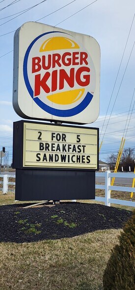 More Photos Of 2549 North Bend Rd, Hebron Fast Food For Sale