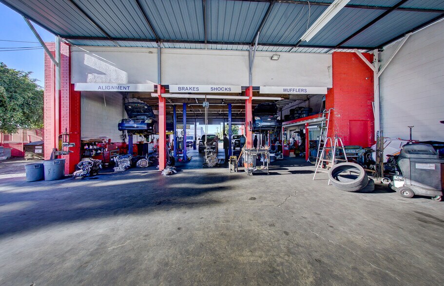 More Photos Of 1860 N Hacienda Blvd, La Puente Auto Repair For Sale