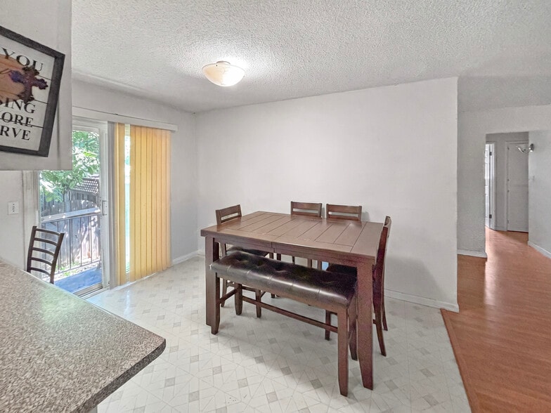 More Photos Of 2536 Grove Way, Castro Valley Apartments For Sale