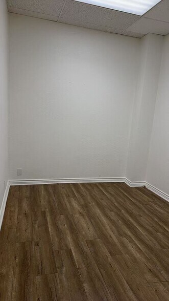 More Photos Of 1131 E Main St, Tustin Office Residential For Lease