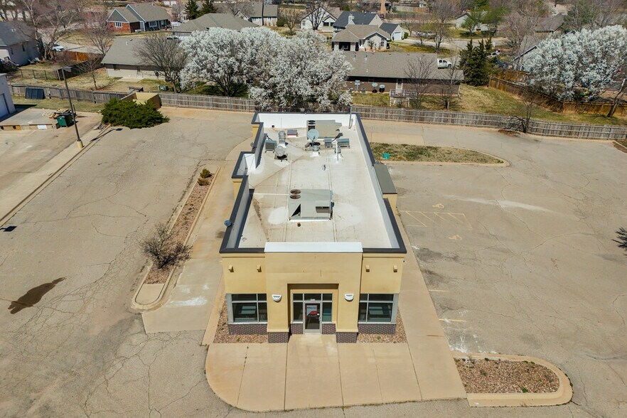 More Photos Of 1403 W 8th St, Wellington Fast Food For Sale