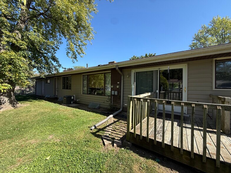 More Photos Of 637 N Wright Rd, Janesville Assisted Living For Sale