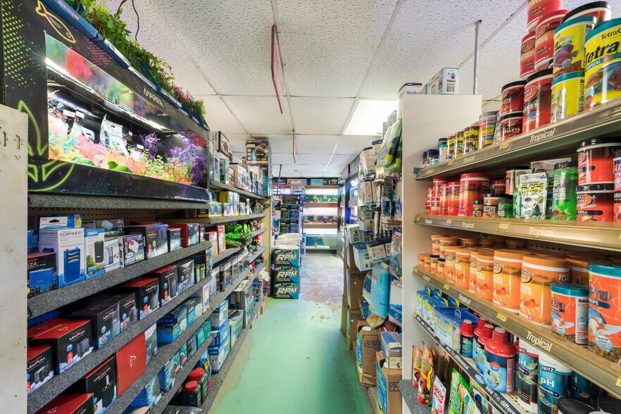 More Photos Of 100636 Overseas Hwy, Key Largo Storefront Retail Residential For Sale