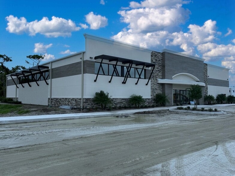 More Photos Of 7211 Waelti Dr, Melbourne Freestanding For Sale