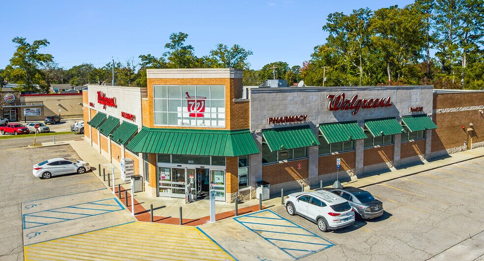More Photos Of 607 Earl Frye Blvd, Amory Drugstore For Sale
