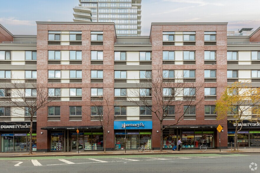 More Photos Of 20 N 5th St, Brooklyn Apartments For Lease